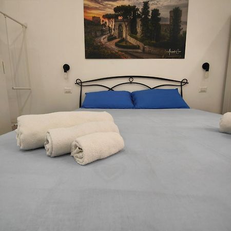 La Residenza Del Marchese Apartment กาสเตลลัมมาเร ดิ สตาเบีย ภายนอก รูปภาพ