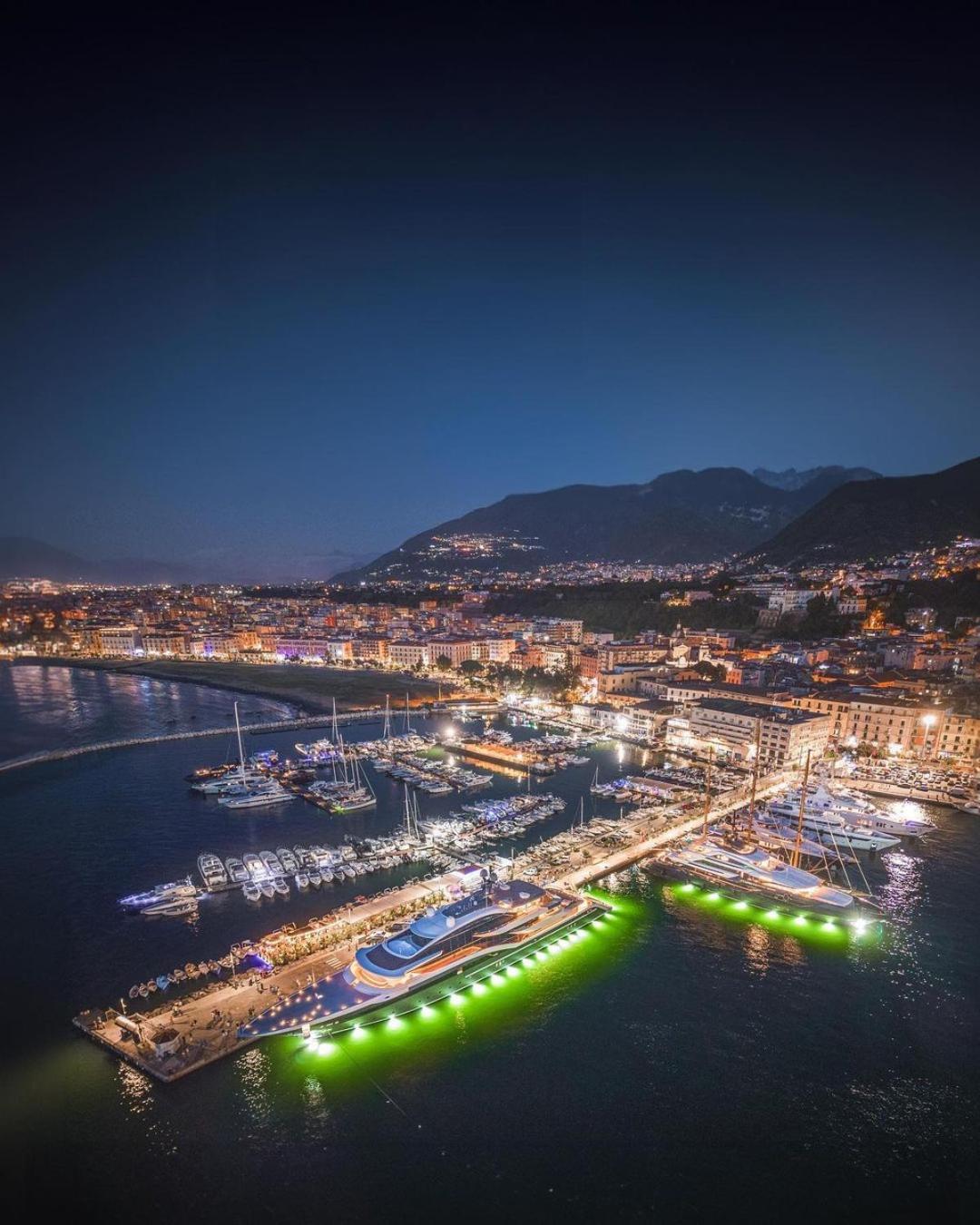 La Residenza Del Marchese Apartment กาสเตลลัมมาเร ดิ สตาเบีย ภายนอก รูปภาพ